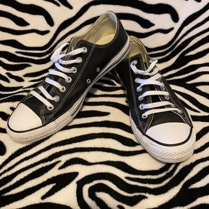 Black Leather Converse All⭐️Star